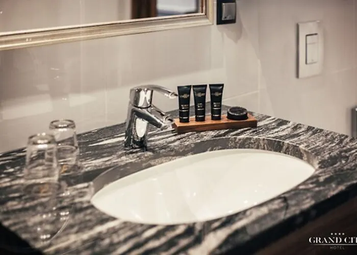 Grand 4* 브로츠와프