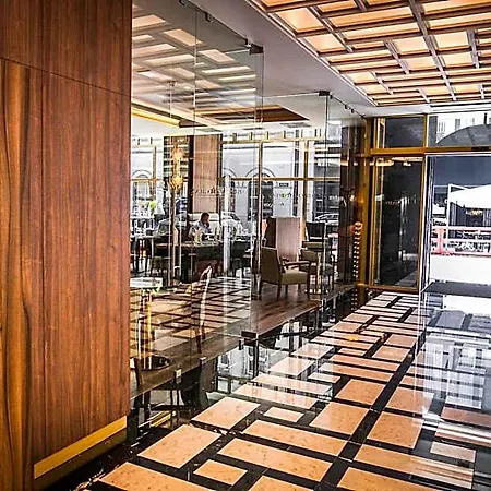 Hotel Grand