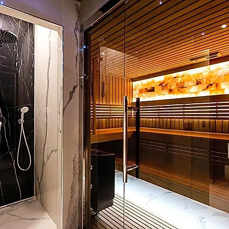 Grand Hotel 4*